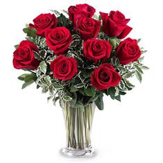 Luxury 12 Red Roses 