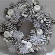 Christmas Wreaths White-Silver